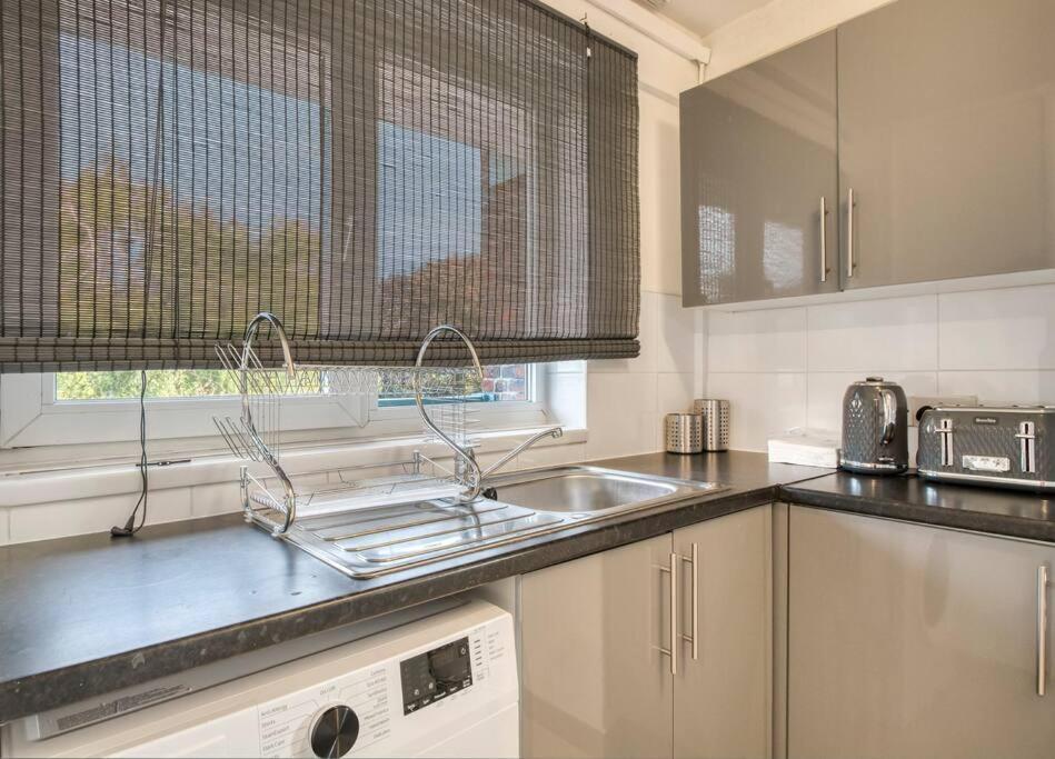 Kings Cross Apartment 4 Br Лондон Экстерьер фото